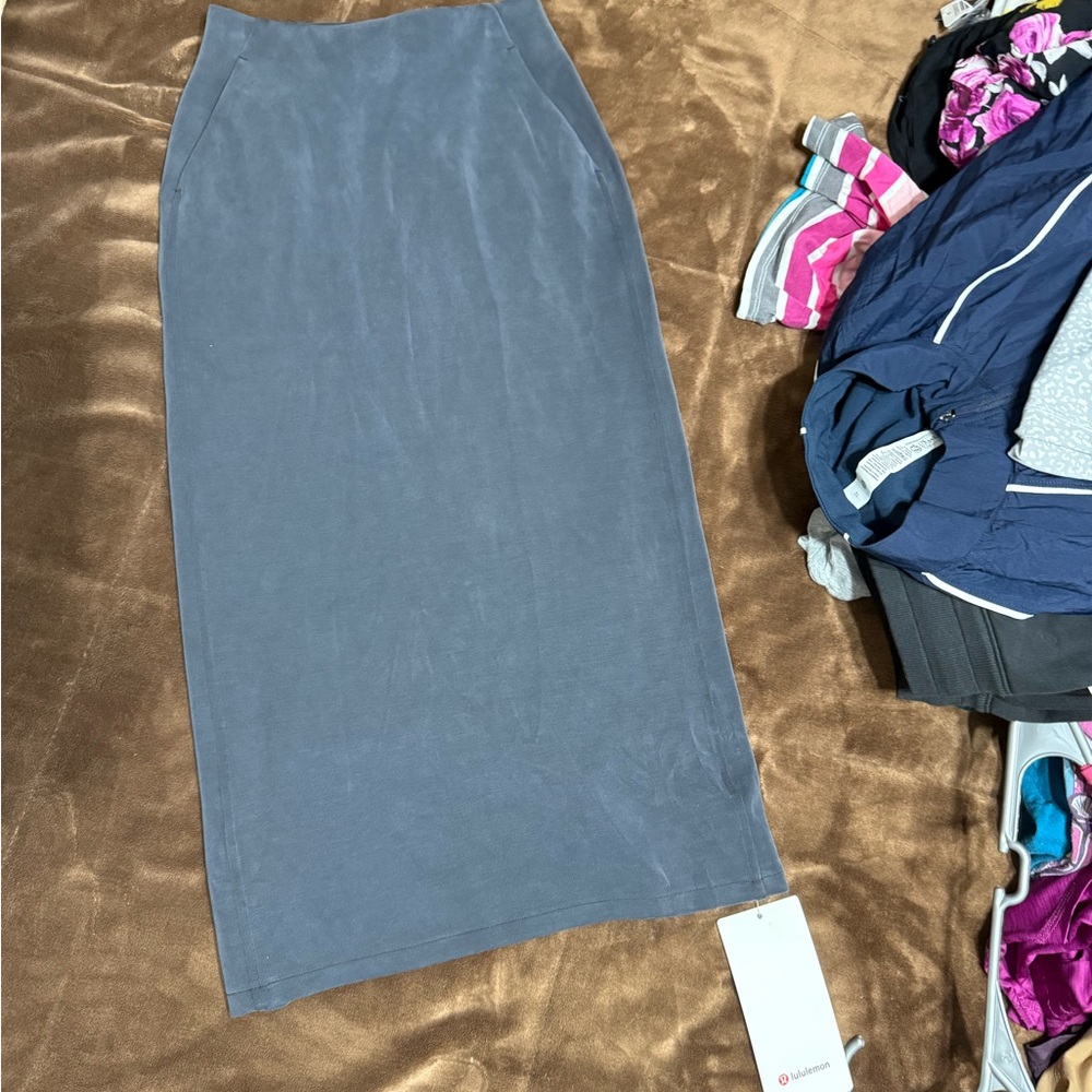 NWT 💎 lululemon athletica SoftsremeHR  Midi Skirt Size 0 - Picture 16 of 16